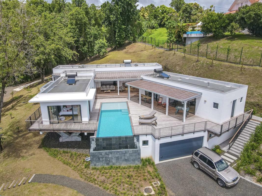 20 Location villa avec piscine centre de la Martinique