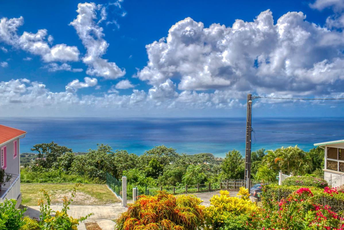 location villa sainte luce martinique vue mer et piscine vue 1