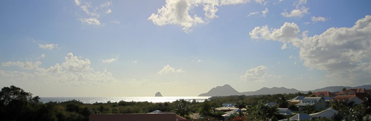 Location villa luxe Martinique - Vue de la terrasse supérieure