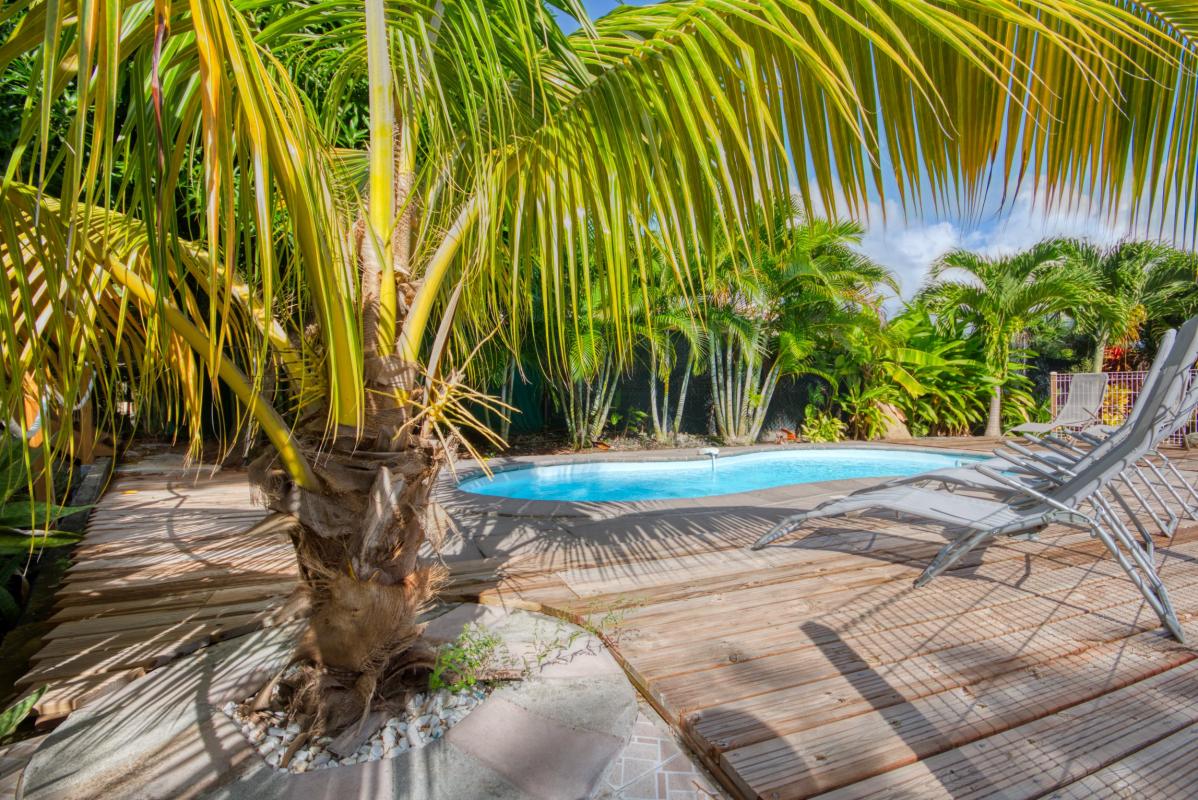 location maison martinique piscine et proche plage