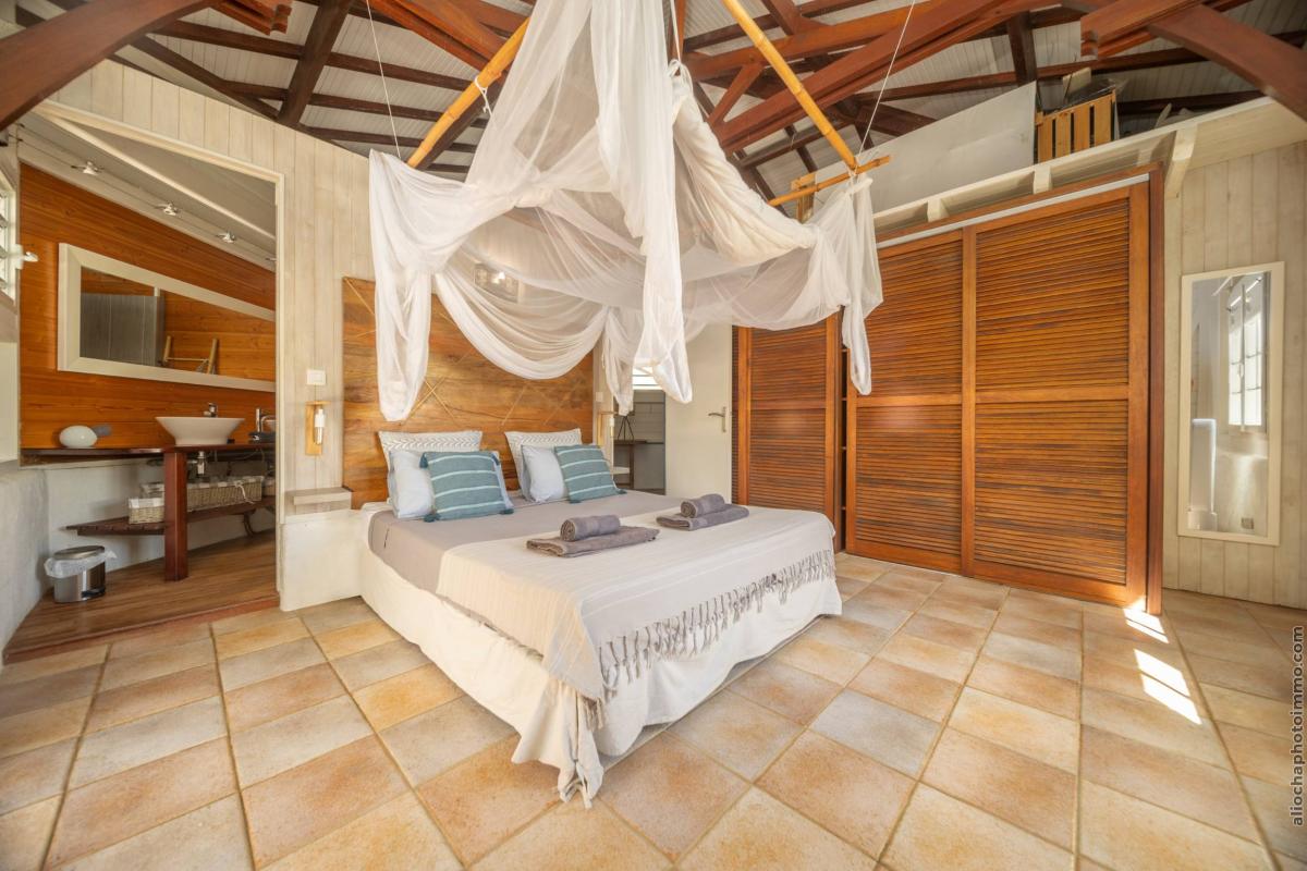 chambre 1 location de villa sainte luce 8 personnes