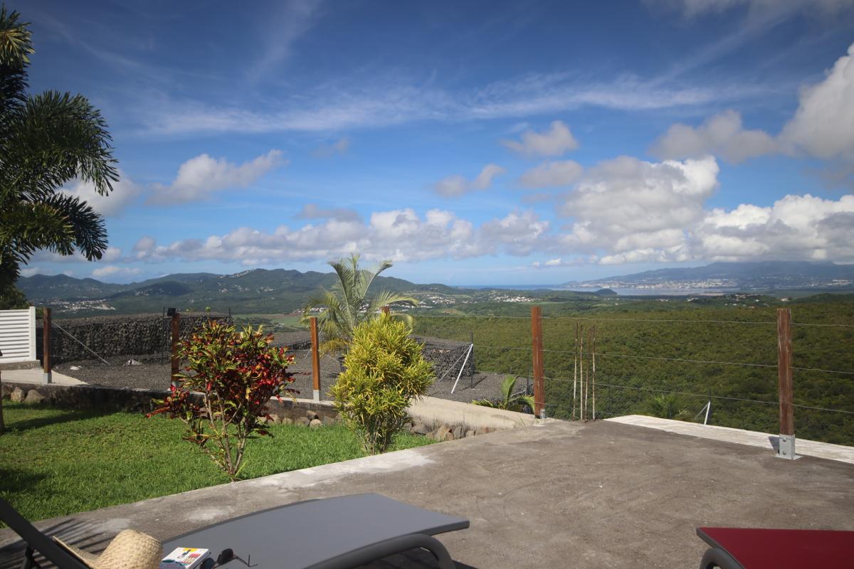 Location-villa-sainte-luce-martinique_la-double-vue-mer