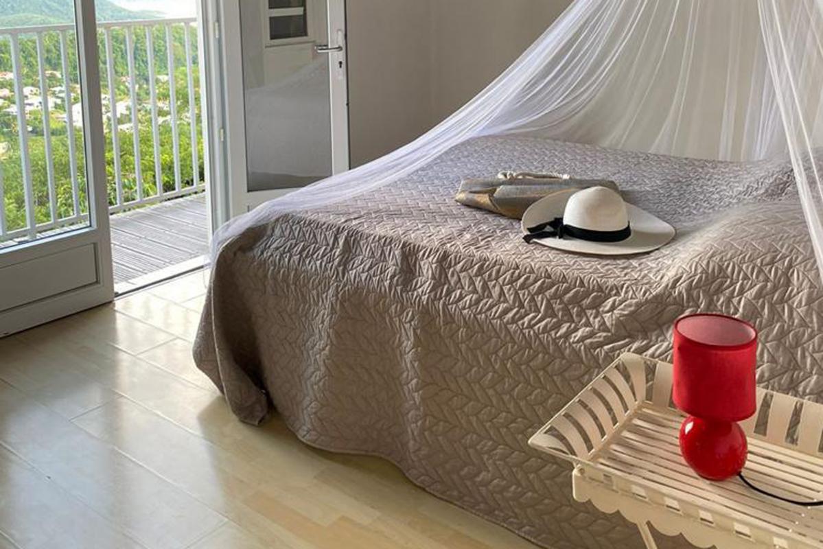 14-Location-villa-martinique_-Chambre 2