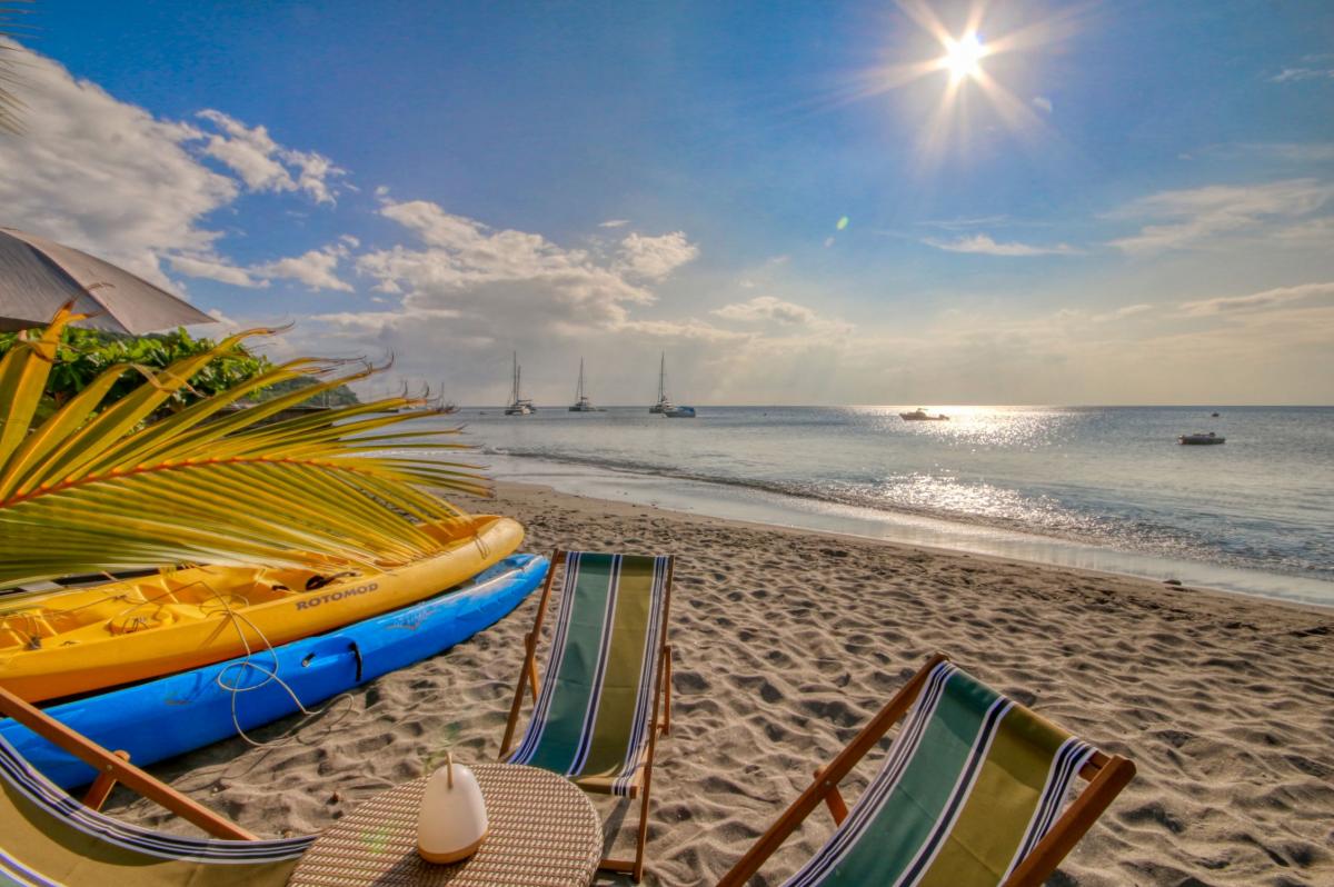  location villa 8 personnes martinique les pieds dans l'eau plage