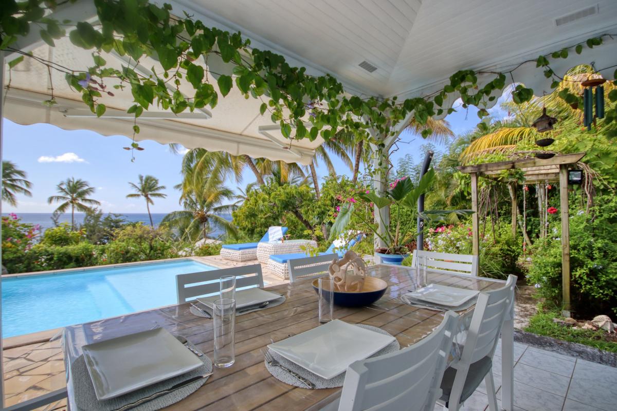 location de villa 4 personnes Martinique vue mer terrasse 4