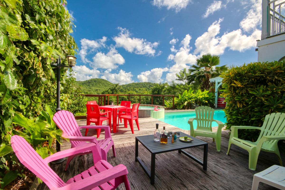 Location saisonnière Trois Ilets Martinique - Vue deck piscine
