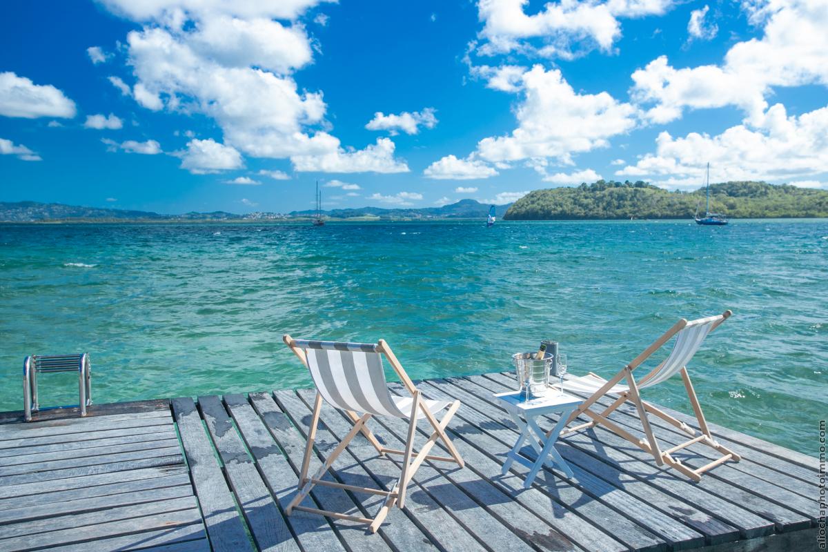 Villa d'exception Pointe du Bout Ponton privé Trois ilets Piscine pieds dans l'eau ponton privé Martinique