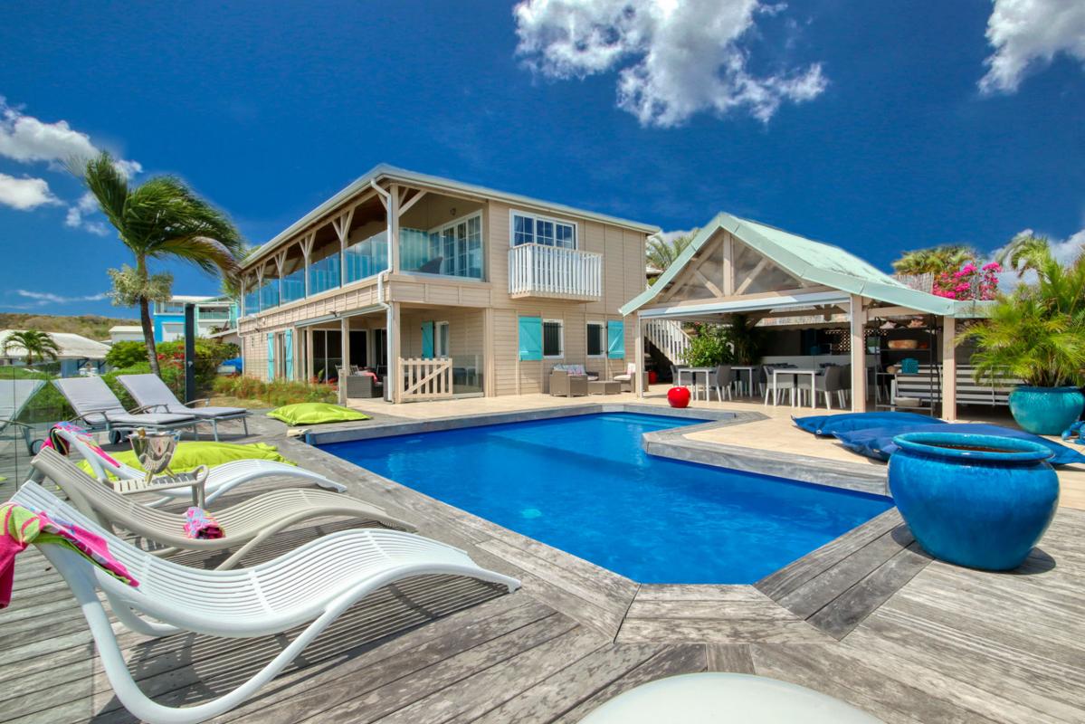 MQTI41 - Villa grand luxe Trois-ïlets Martinique piscine vue mer