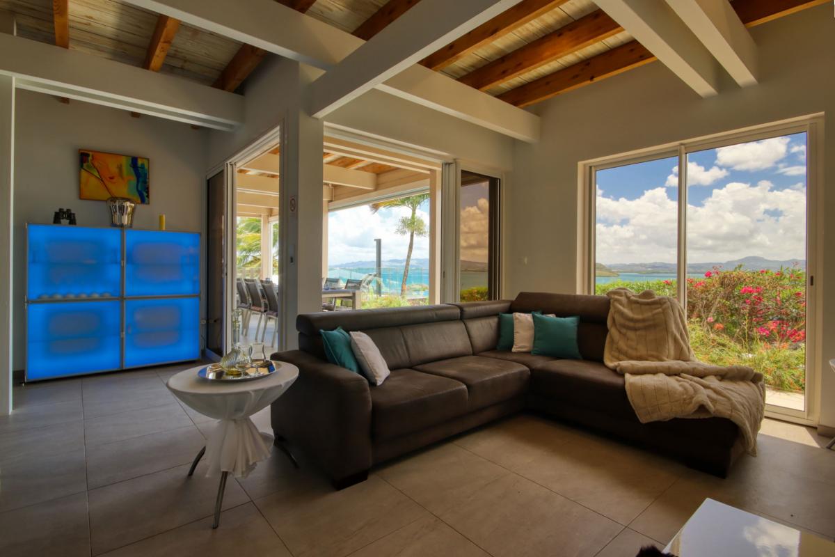 MQTI41 - Villa grand luxe Trois-ïlets Martinique piscine vue mer