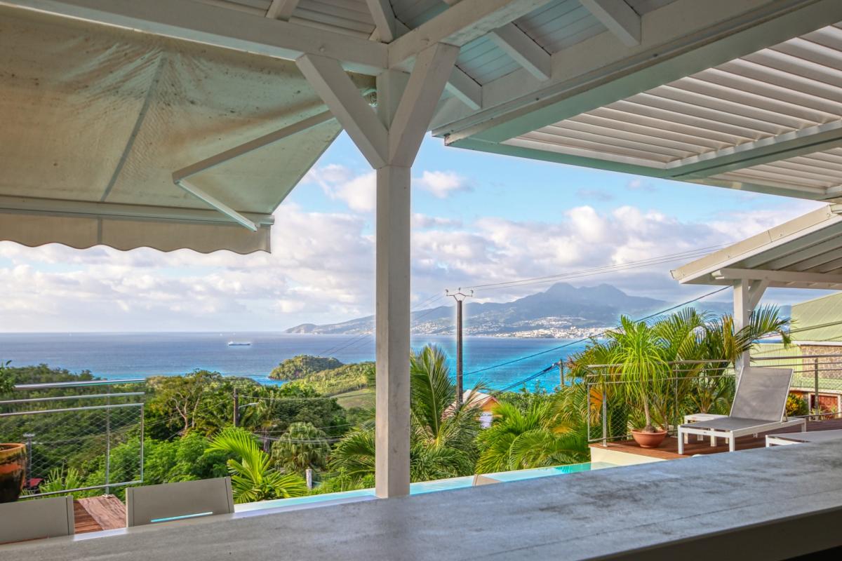 location villa de luxe martinique vue mer piscine cuisine3