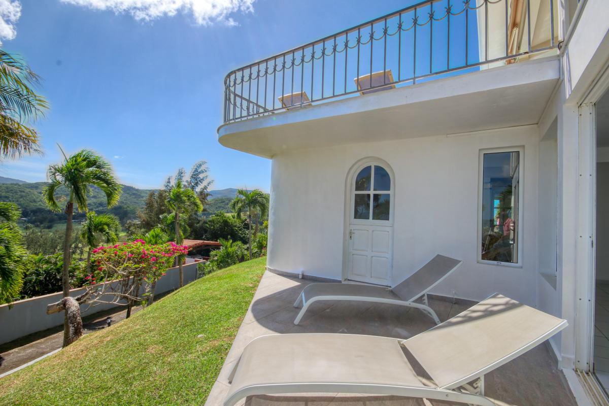 location villa de luxe martinique vue mer piscine baby foot terrasse