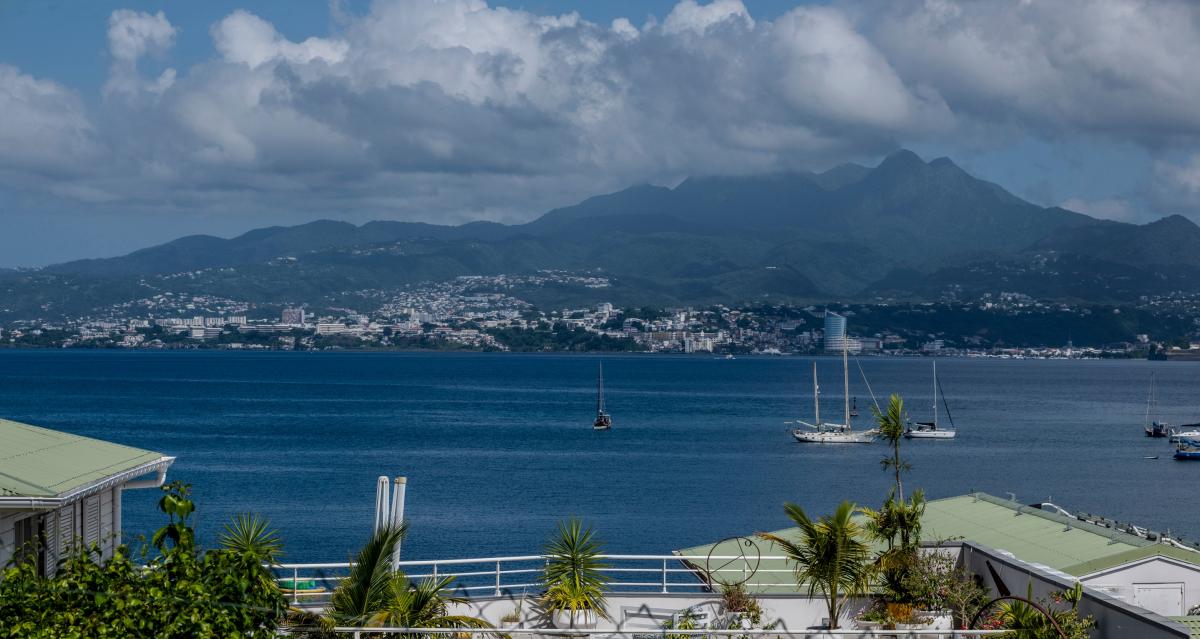 location villa martinique - vue sur Fort de France