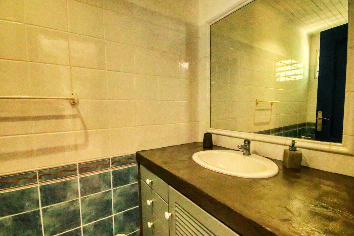 Villa piscine privée Trois Ilets Martinique - Salle de douche chambre 2
