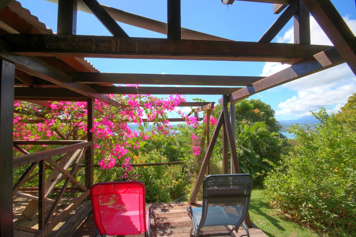 MQTR01 villa avec piscine jacuzzi vue mer tartane caravelle trinité martinique vue mer