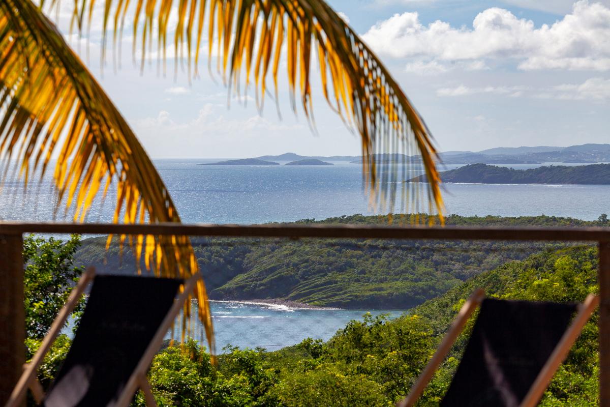 Location villa piscine vue mer Martinique