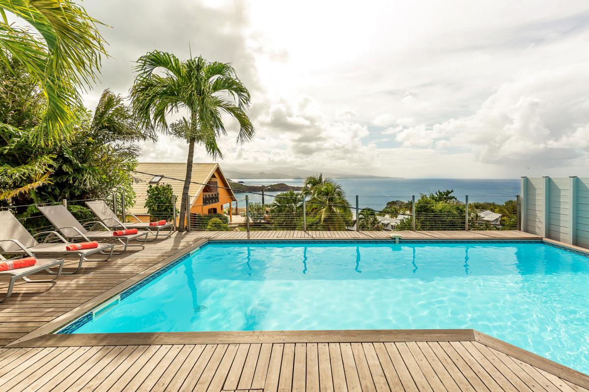 MQTR07 Location villa Martinique Trinité Piscine Vue mer