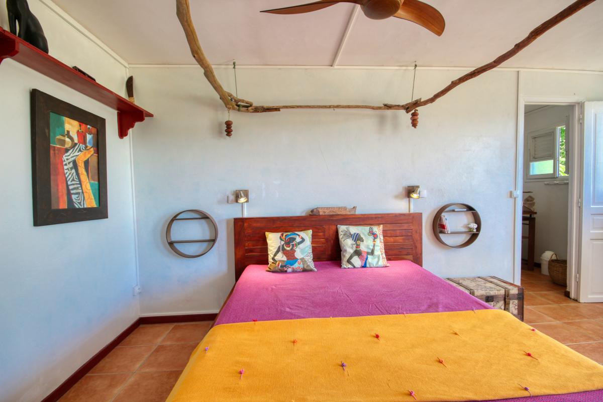  Villa 8 personnes avec piscine vue mer - chambre1b