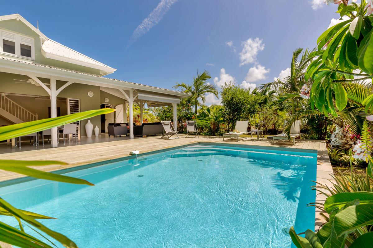 Villa de standing avec piscine proche plage Le Vauclin Martinique