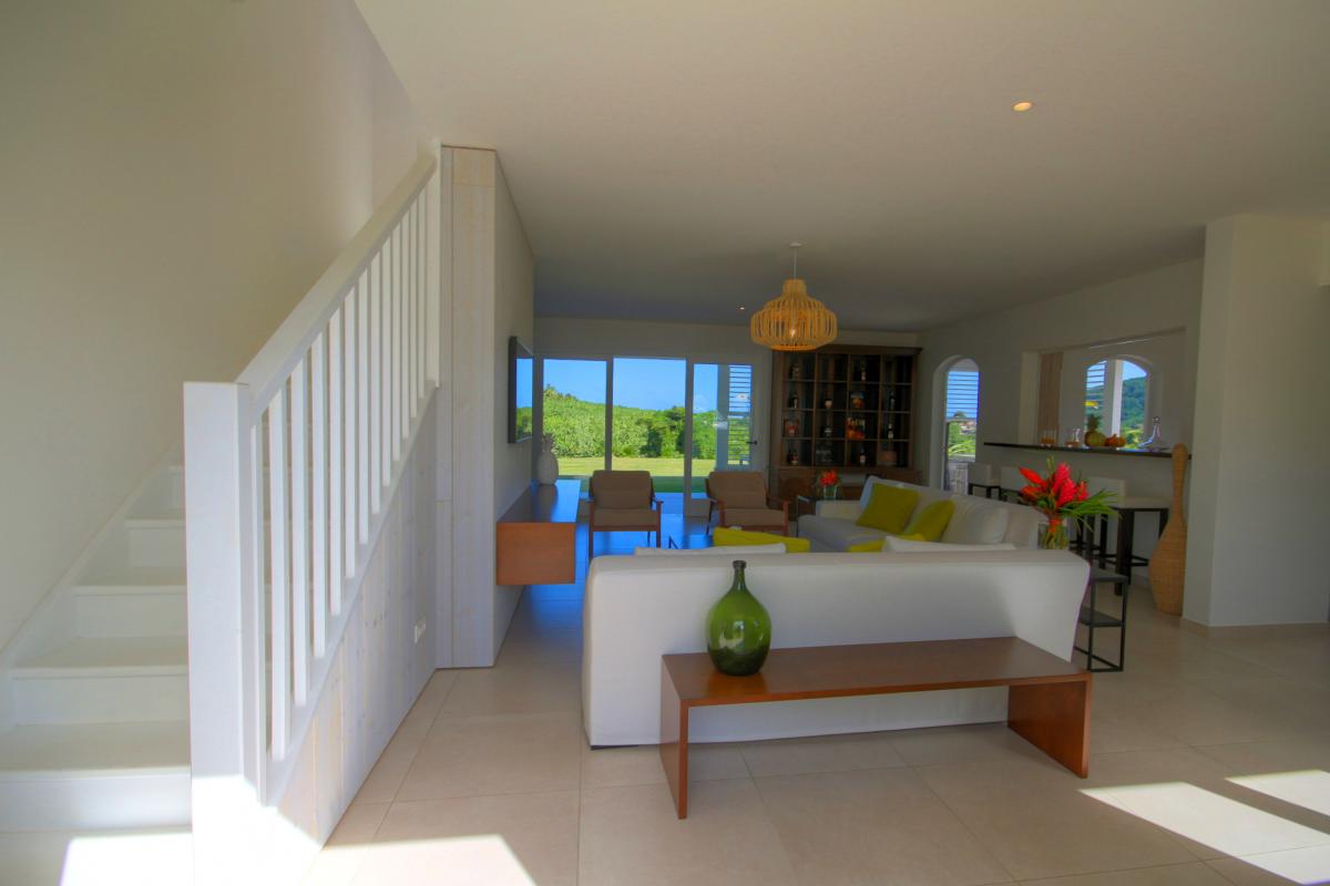  MQVA29 Location villa de luxe avec piscine et spa proche plages sud Martinique