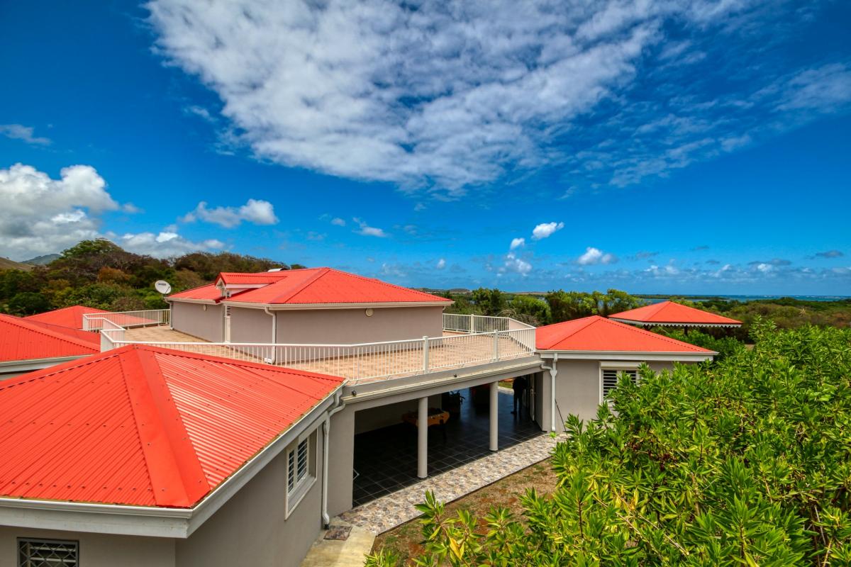 Location villa martinique avec jardin et vue