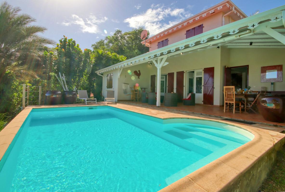 location villa martinique avec piscine et vue mer