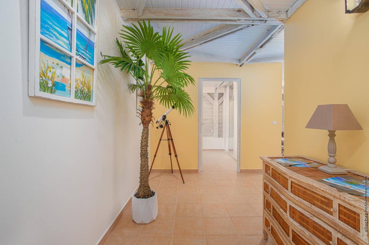 location villa d'exception piscine vue mer - couloir chambre 4