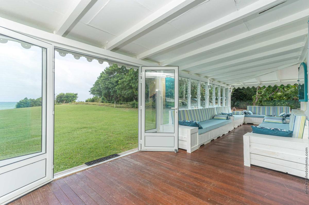 12 Location villa Vauclin extérieur salon et jardin