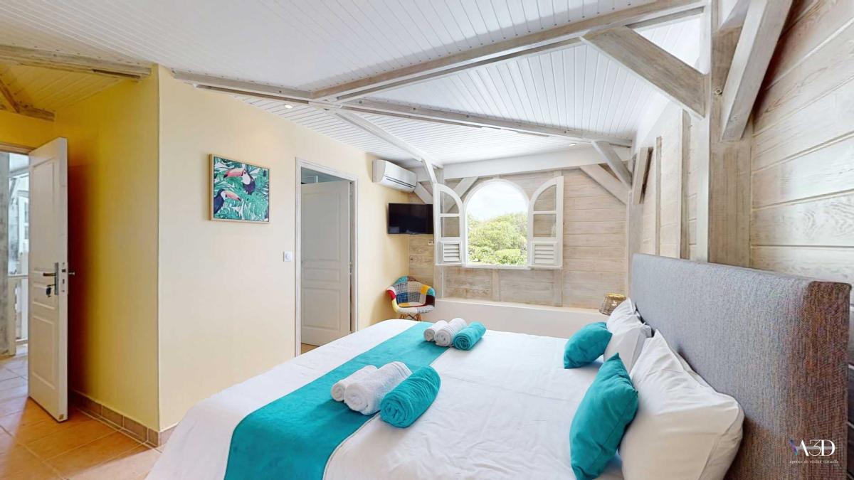 28 Location villa Vauclin chambre 4 fenêtre ouverte