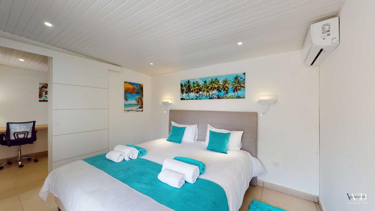 39 Location villa Vauclin chambre 7 lit et espace de travail
