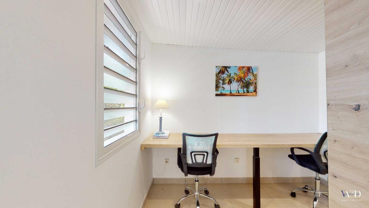 41 Location villa Vauclin chambre 7 espace de travail
