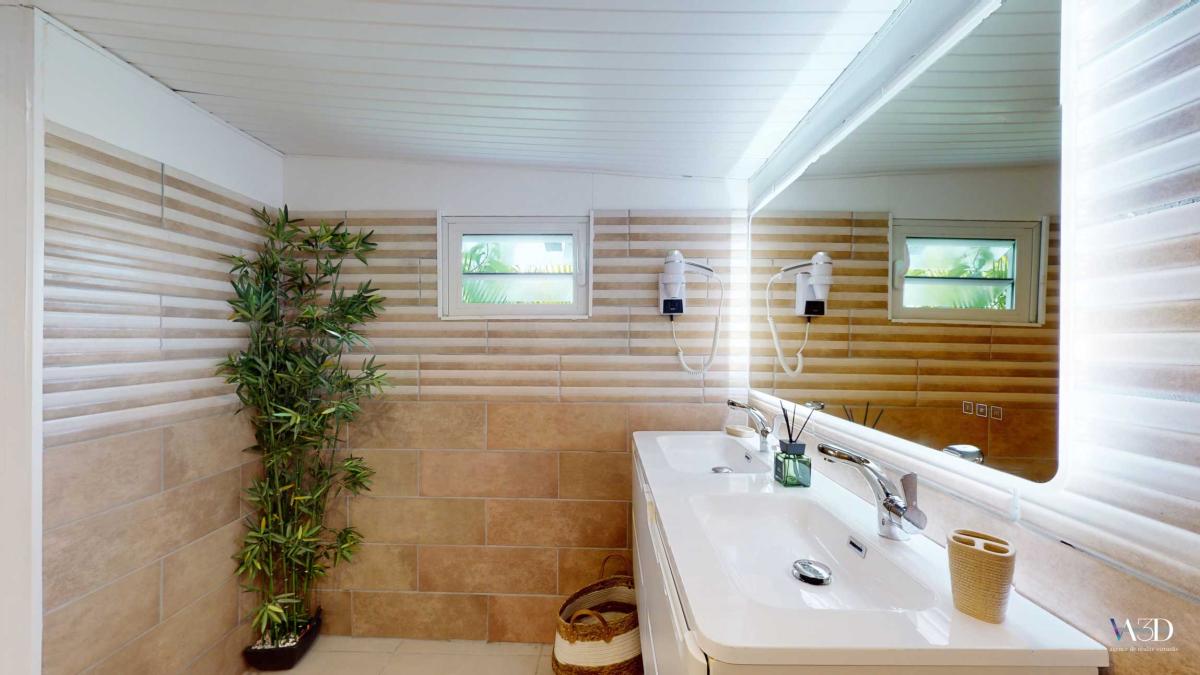 44 Location villa Vauclin chambre 7 salle d'eau
