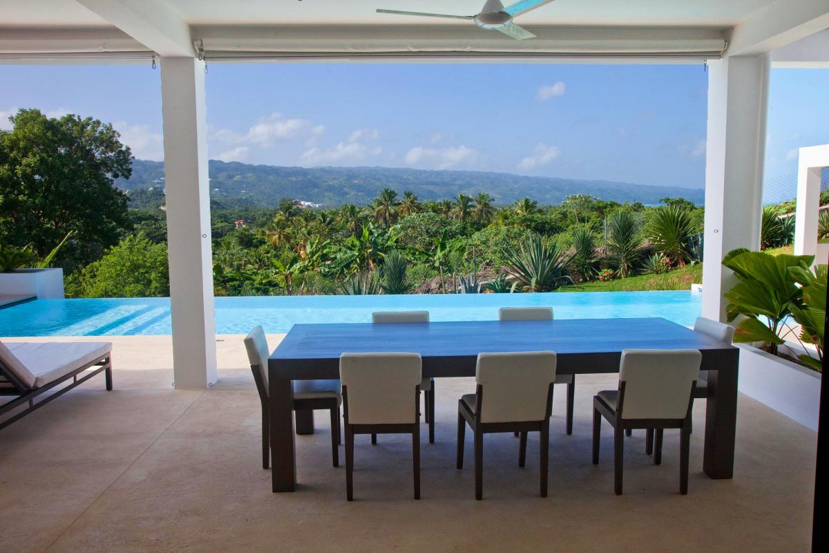 Location villa Las Terrenas - Le coin repas exterieur