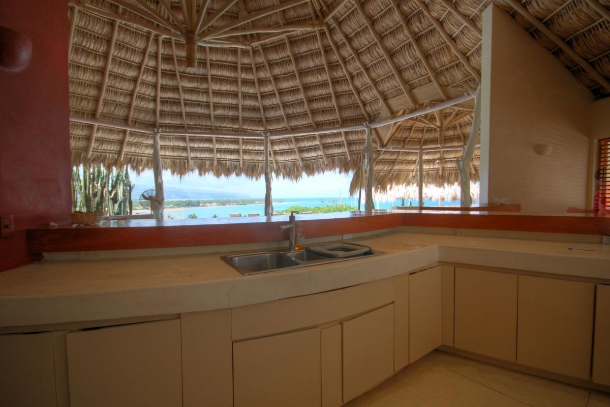 DOLT49 Villa luxe piscine et vue mer panoramique cuisine