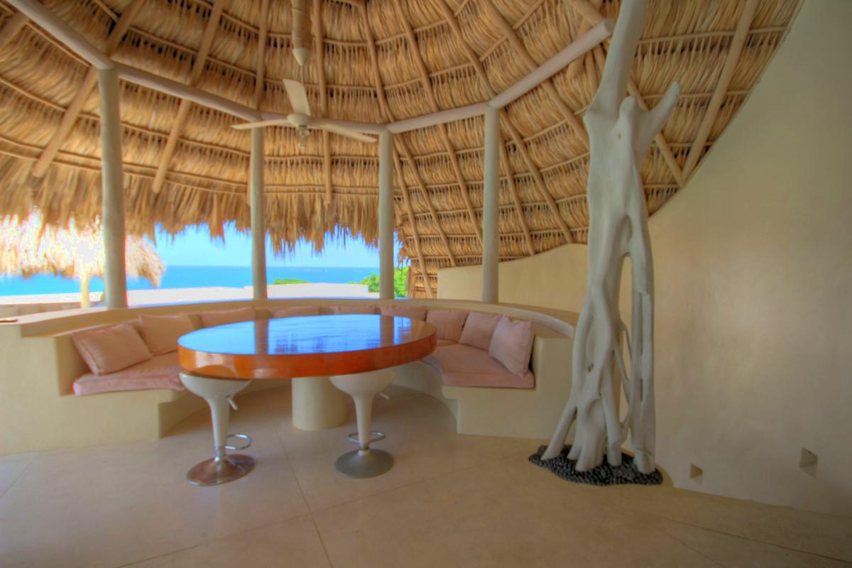 DOLT49 Villa luxe piscine et vue mer panoramique cuisine