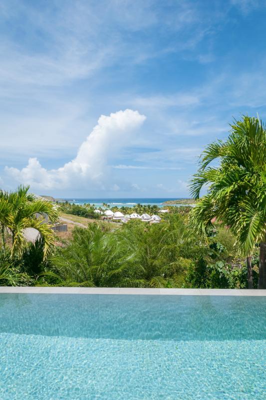 Location villa Grand Cul de Sac - La vue depuis la piscine