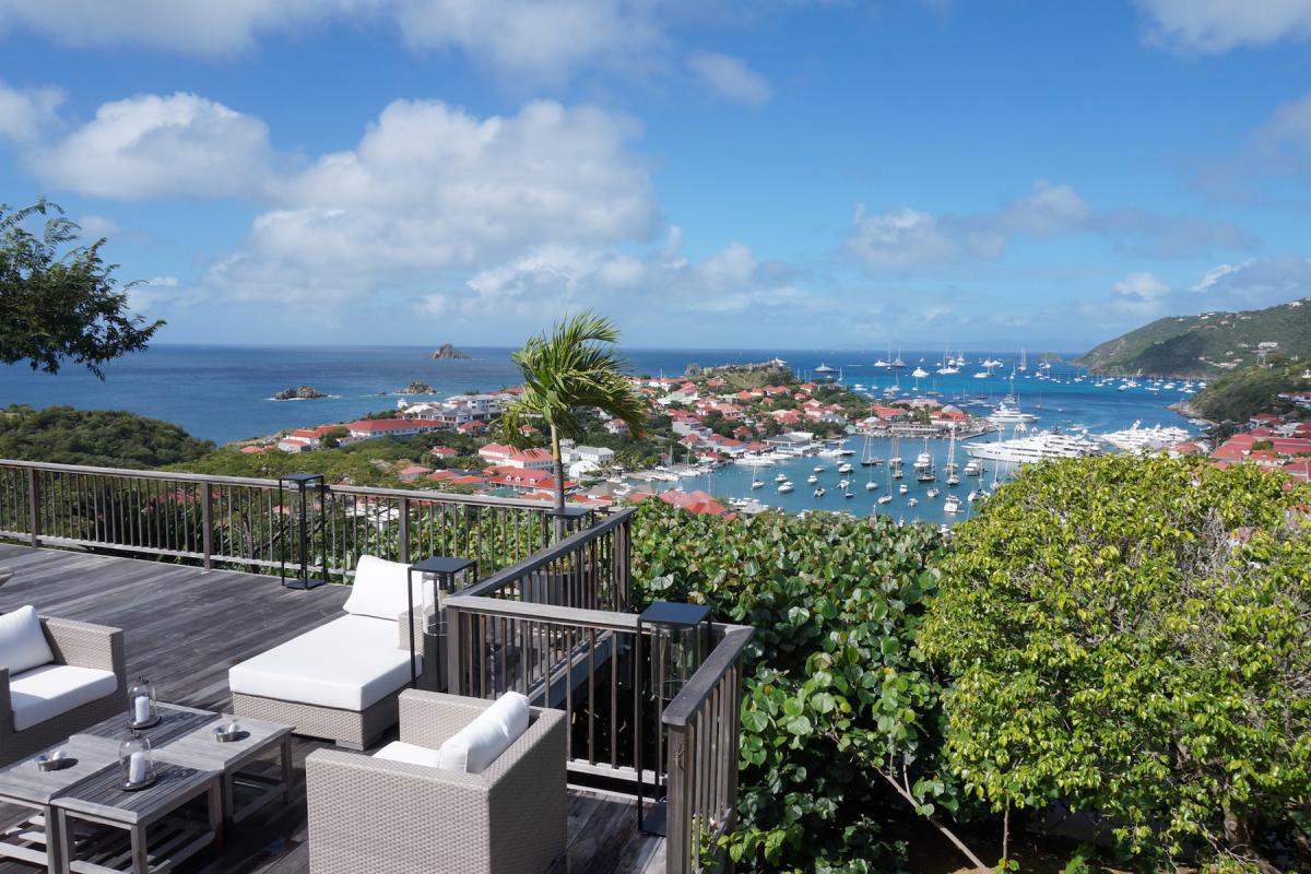 Location villa Gustavia - Le coin salon de la terrasse