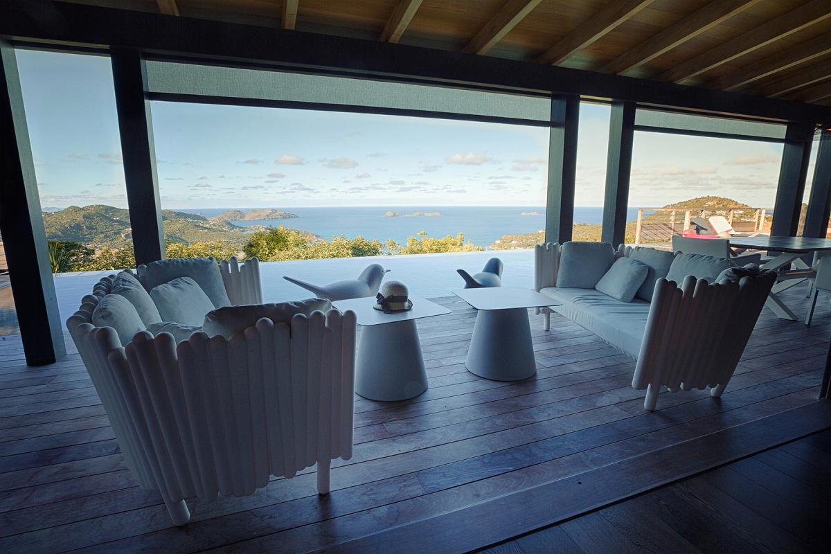 Location villa Lurin - Le salon de la terrasse