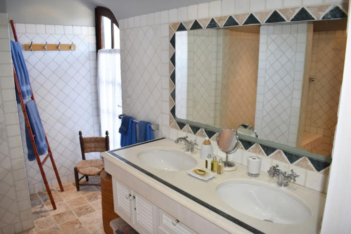 Location villa Pointe Milou - La salle de douche de la chambre 1