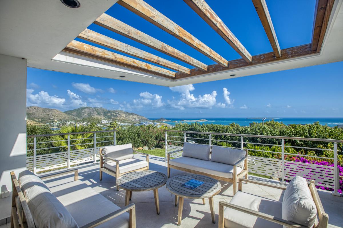 A louer villa 4 chambre Baie Orientale Saint Martin_ Salon de jardin