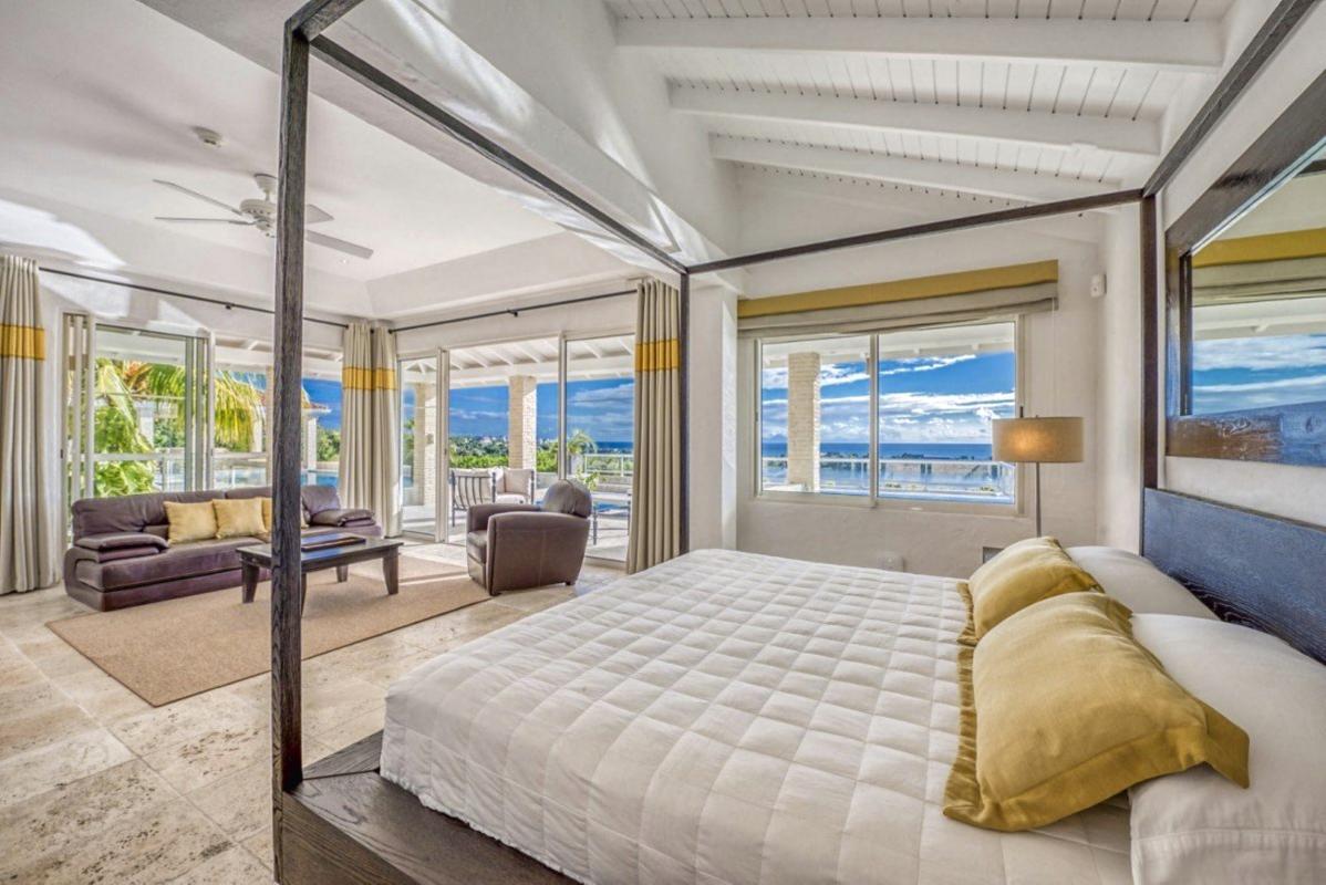 A louer villa Saint Martin Terres Basses - Villa 3 chambres 6 personnes - Vue Baie Longue - A proximité de Baie aux Prunes - Piscine et Vue Mer