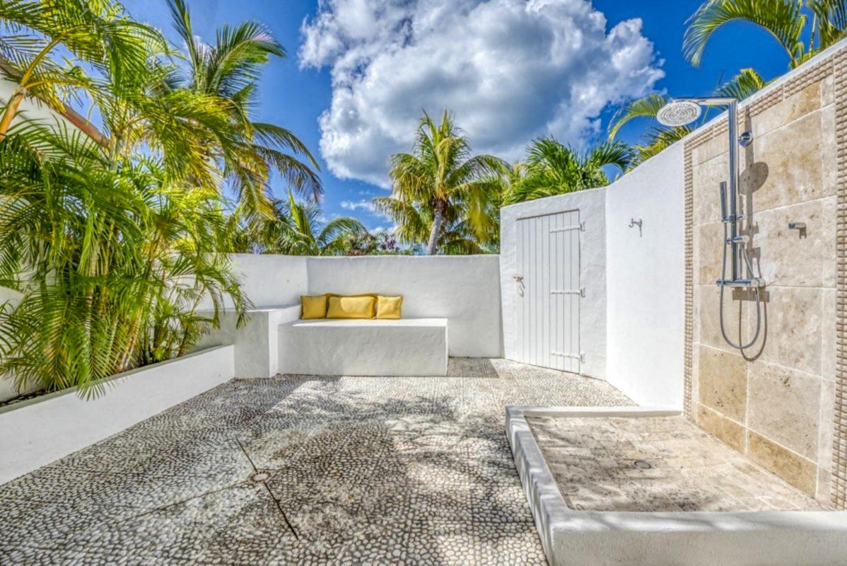A louer villa Saint Martin Terres Basses - Villa 3 chambres 6 personnes - Vue Baie Longue - A proximité de Baie aux Prunes - Piscine et Vue Mer
