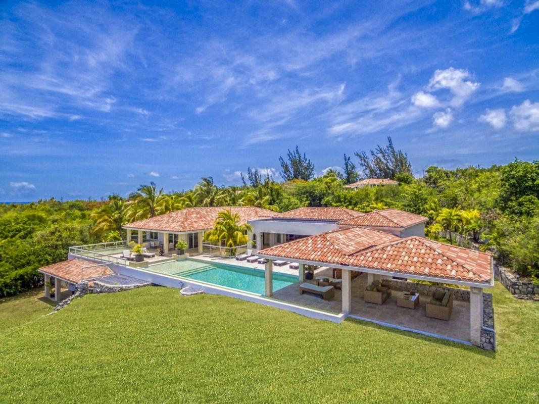 A louer villa Saint Martin Terres Basses - Villa 3 chambres 6 personnes - Vue Baie Longue - A proximité de Baie aux Prunes - Piscine et Vue Mer