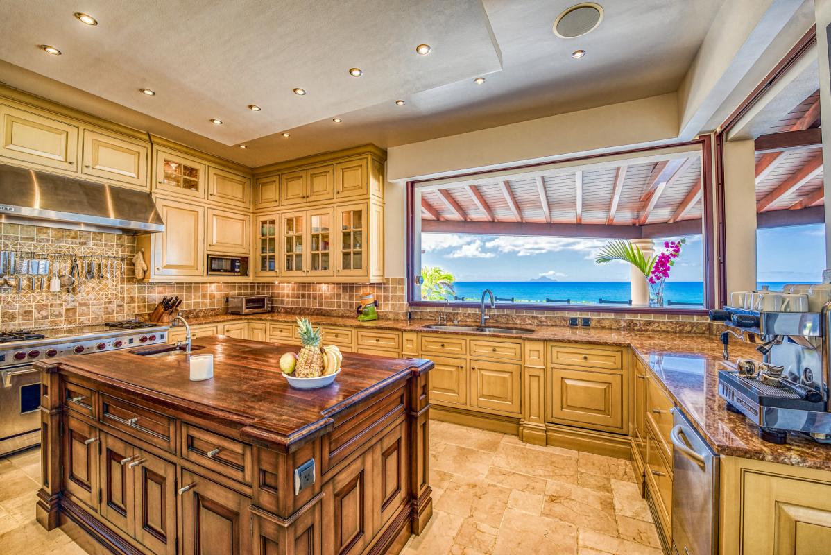 A louer villa 5 chambres Terres Basses Saint Martin_ Cuisine