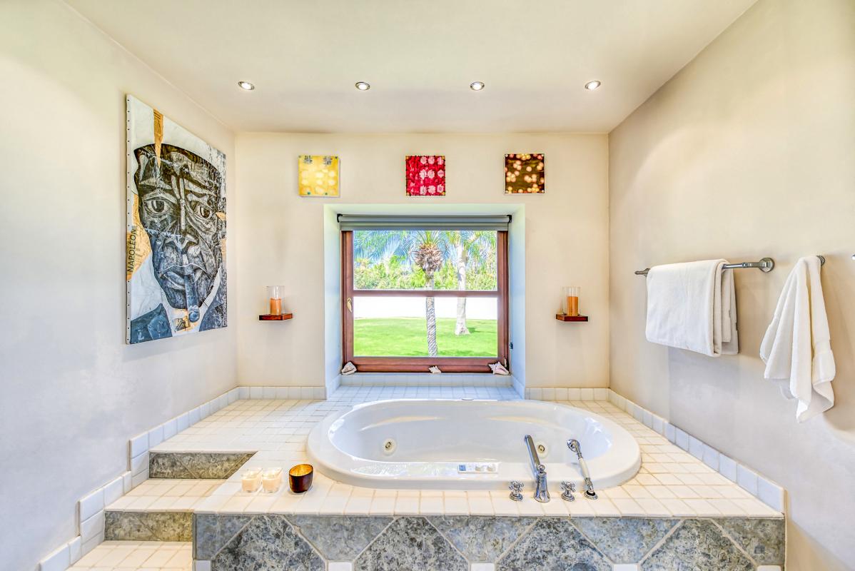 A louer villa 5 chambres Terres Basses Saint Martin_ Salle de bain