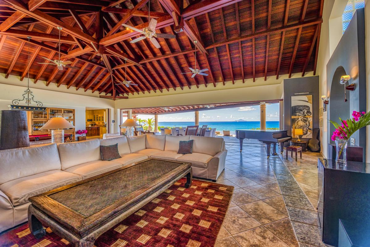 A louer villa 5 chambres Terres Basses Saint Martin_ Salon