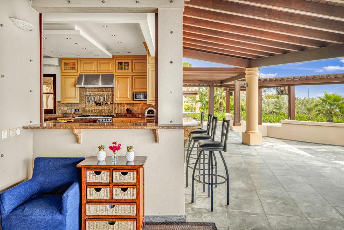 A louer villa 5 chambres Terres Basses Saint Martin_ Terrasse